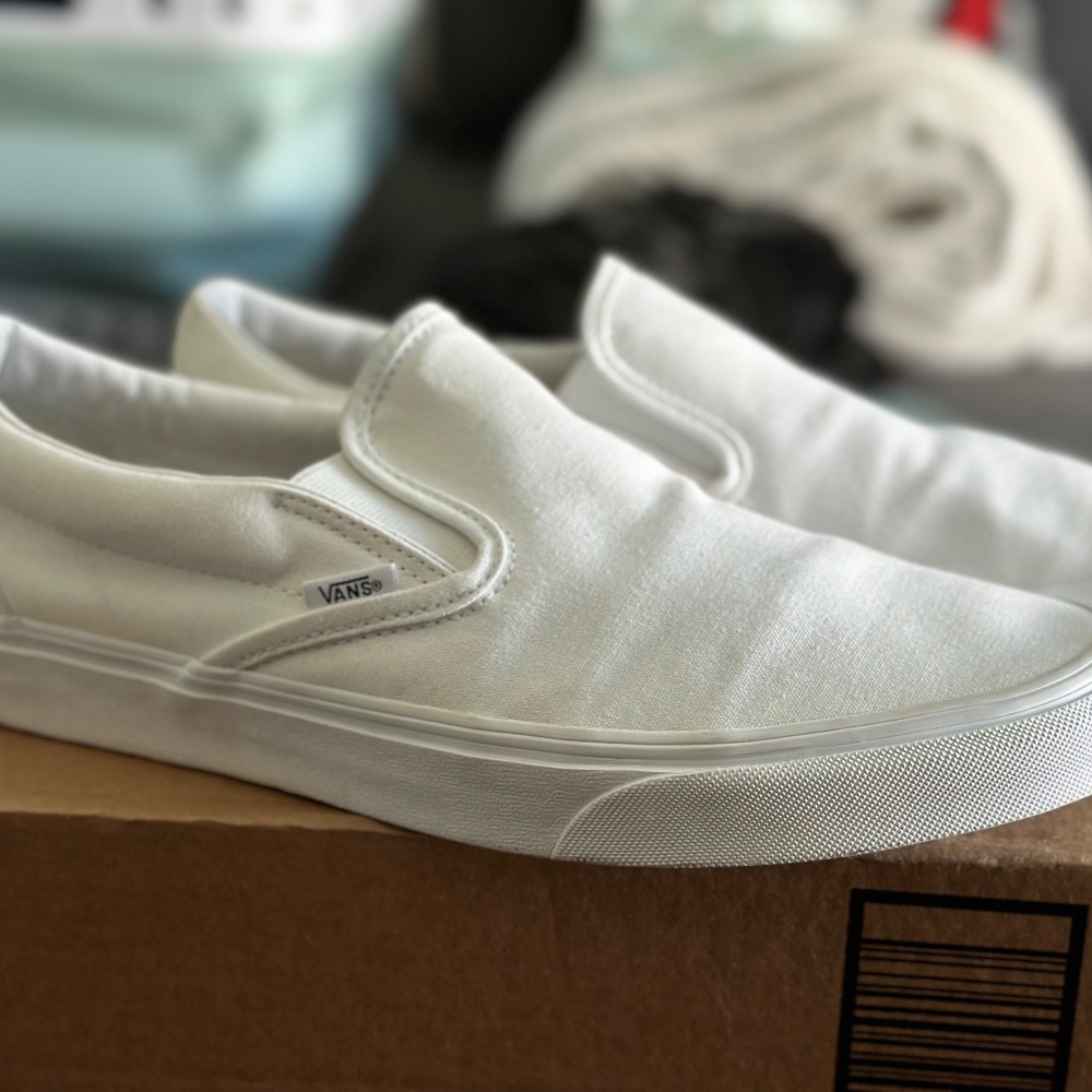 Vans CLASSIC SLIP-ON 'WHITE CANVAS'